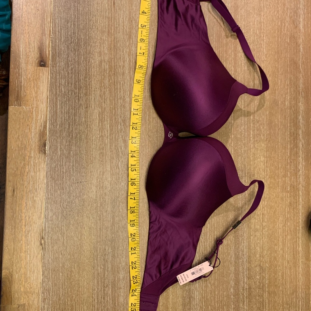 Victoria's Secret Deep Purple Push- Up Pigeonnant Bra - Picture 2 of 8